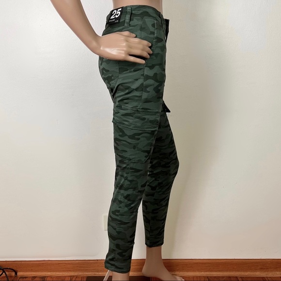 NEW JOE’S JEANS CAMO SKINNY ANKLE JEANS - Picture 5 of 7